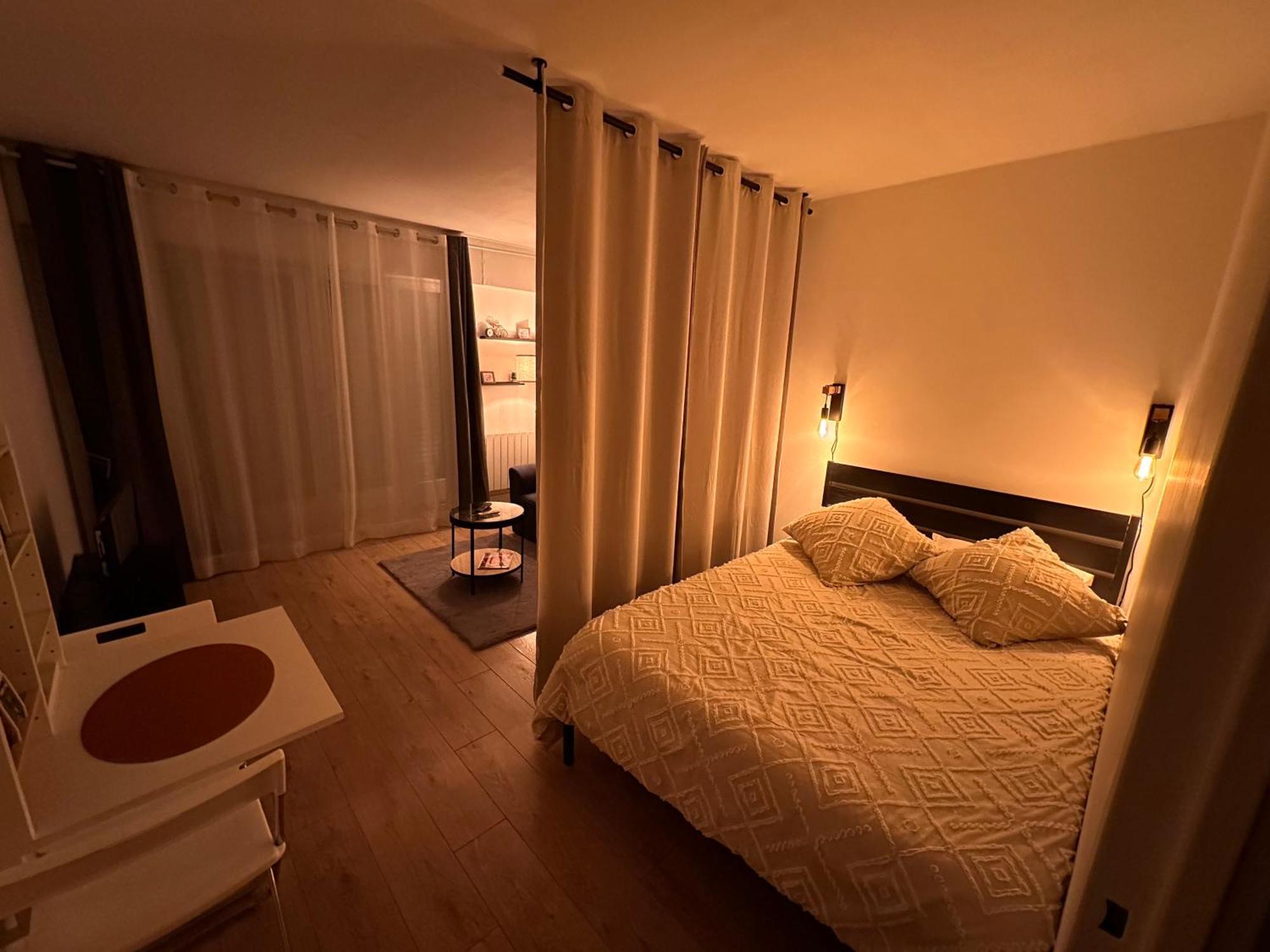 Studio Cosy, Calme Et Confort Villejuif Luaran gambar